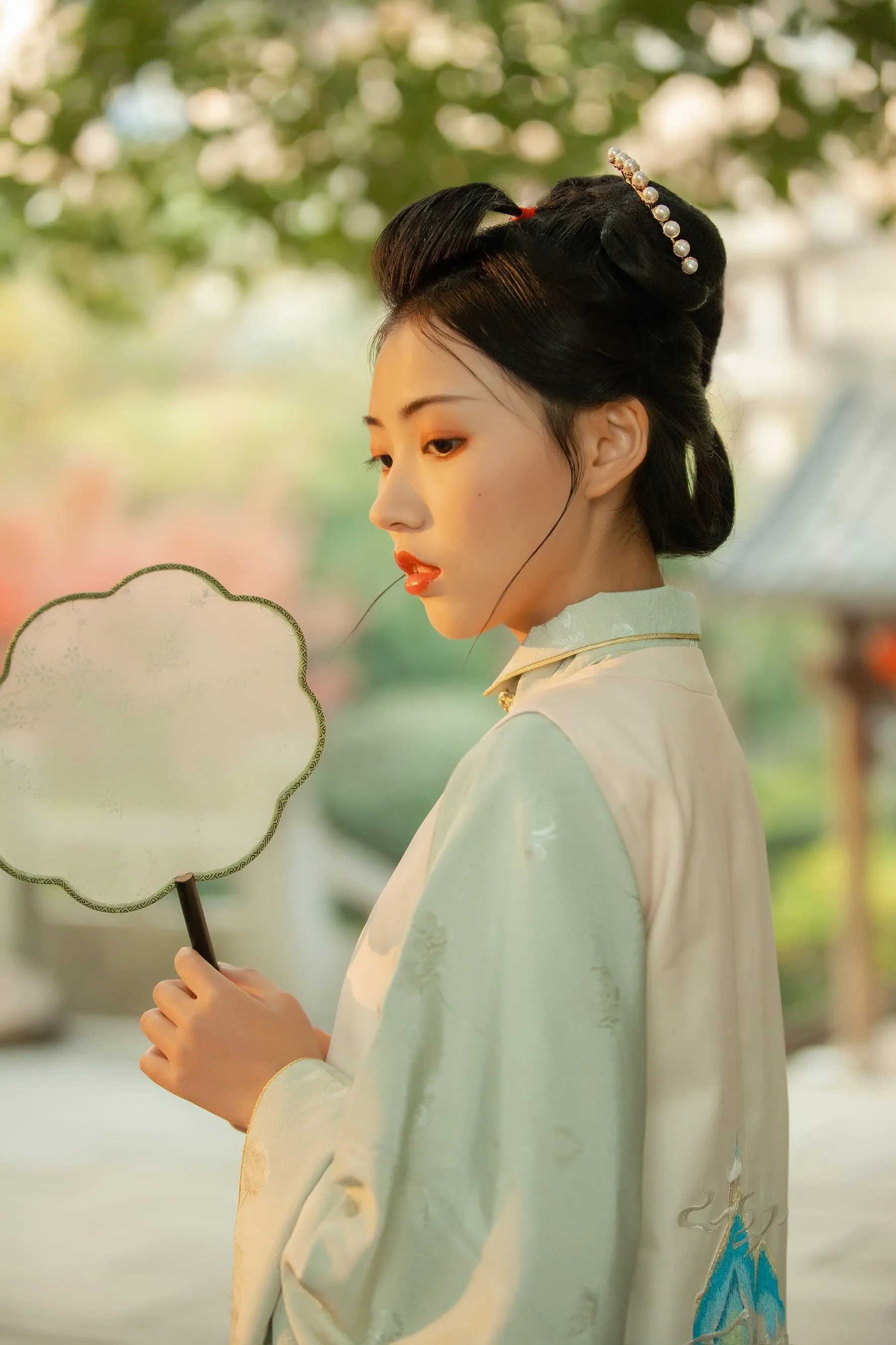 [YITUYU艺图语]2022.08.28 春雨杏花急急落 日落欣橙 [27P]插图